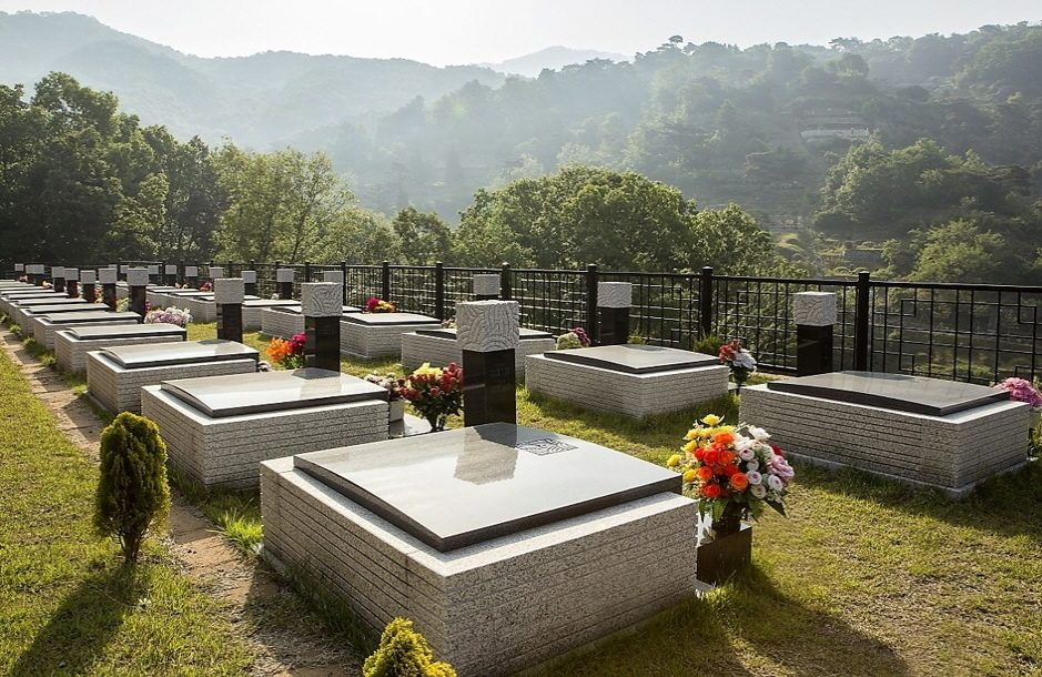 수도권 - 사설 공원묘지